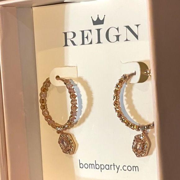Bomb Party Jewelry - 🆕 BOMB PARTY - Reign The Princess Collection - Drops of Beauty - Hoop Earrings 👑